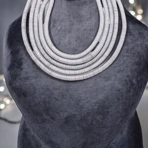 Fashion Silver Tone Multi Layered Magnet Lock Necklace Women’s Choker Necklace